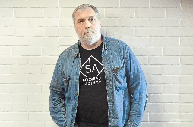 Никита Высоцкий, возглавивший экспертную комиссию конкурса, выбрал трёх победителей конкурса «Рифмы Победы».