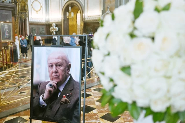 Церемония прощания с художником-монументалистом, скульптором, президентом Российской академии художеств Зурабом Церетели в храме Христа Спасителя в Москве, 23 апреля 2025 год.