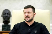 Поводом для истерики экс-актёра послужили сегодняшние ночные удары российских войск по украинским предприятиям ВПК, складам и логистическим узлам