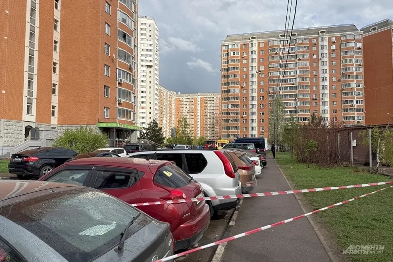 На месте взрыва автомобиля в Балашихе.