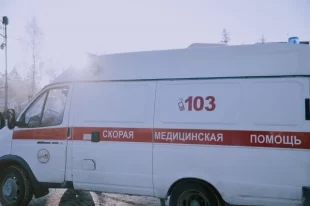 По итогу между водителем бригады скорой помощи и водителем легковой машины случился словесный конфликт