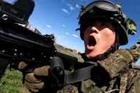 Военнослужащий ВС КНДР при освобождении населенного пункта в Суджанском районе Курской области.