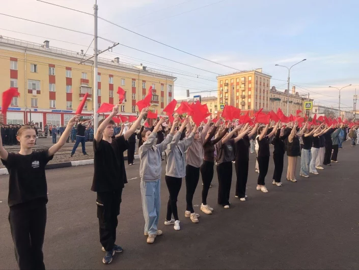В репетиции приняли участие творческие коллективы.
