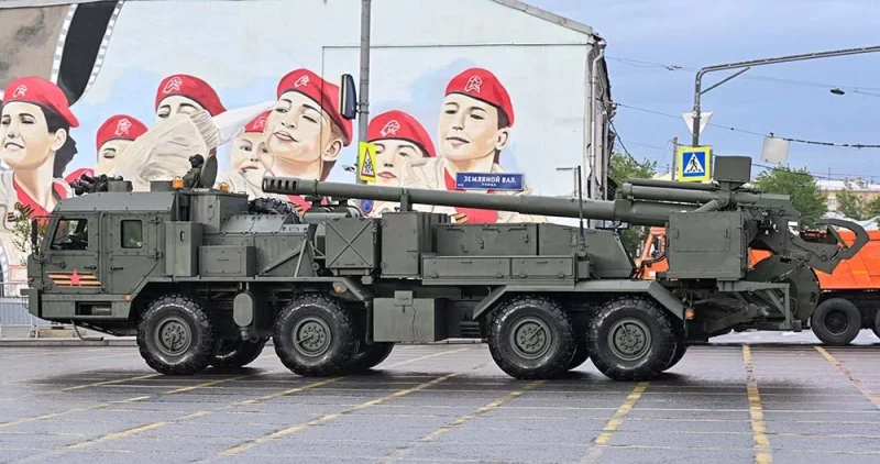 Точно подтверждено участие в параде самоходной артиллерийской установки 2С43 «Мальва».