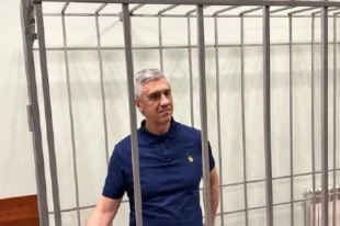 Анатолий Быков отбывает длительное наказание за престулпения, которые, по его мнению, он не совершал.