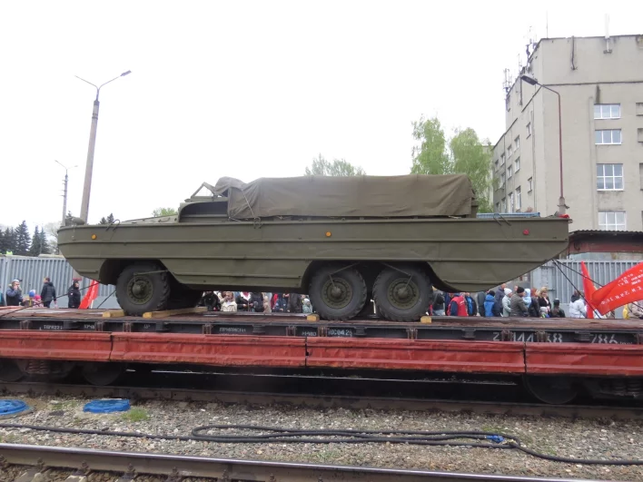 Амфибийное транспортное средство DUKW-353 (неофициальное название - Duck (