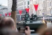 Сотни москвичей и гостей столицы собрались посмотреть на технику.