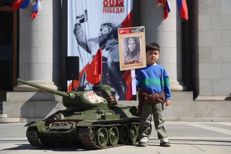 «Бессмертный полк» в Пекине.