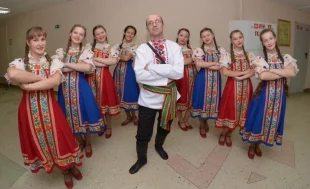 Василий Харин и ансамбль «Дзоридзок».