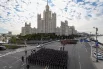 Военнослужащие парадных расчетов перед генеральной репетицией парада.
