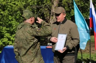 Отличившимся бойцам вручили медали «За отвагу», грамоты и благодарственные письма.