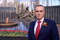 Глава округа обратился со словами благодарности к ветеранам. 