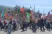 В Бессмертном полку жители шли с флагами России и флагами воинскими.   