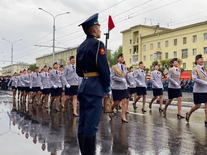 Сотрудницы МВД.