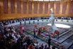 Церемония возложения цветов в зале воинской славы в музее-заповеднике «Сталинградская битва» на Мамаевом кургане.