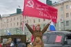 На выставке ретро-автомобилей пензенцы активно фотографировались рядом с авто военных лет.