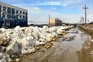 Жители Новой Деревни пожаловались на состояние подъездной дороги.