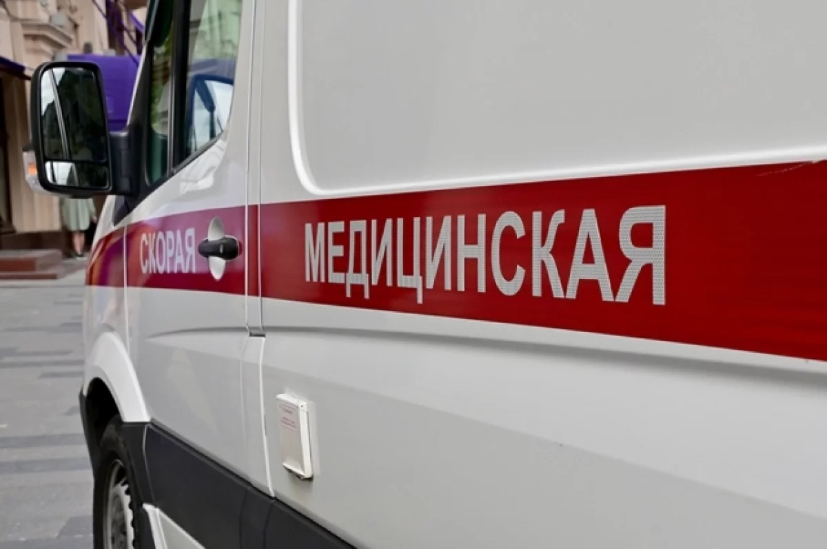 В Брянской области два человека пострадали в подорвавшейся на дороге машине