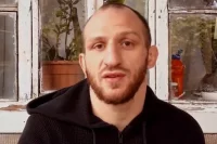 Боец Гога Шаматава поблагодарил стримера. 
