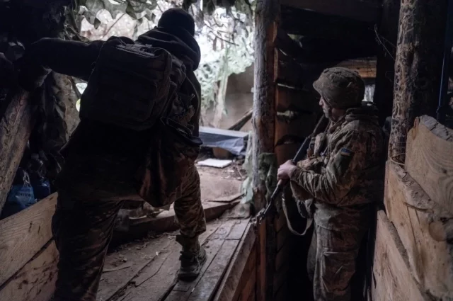 Отдельным указом штурмовиками сделали даже военный оркестр.