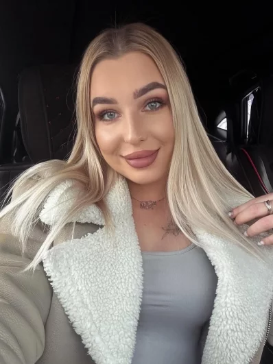 Ковалева Наталья, Петропавловск-Камчатский, 27 лет, рост 165 см, заведующая сектором Муниципальное автономное учреждение культуры «Городской дом культуры «СРВ», хобби - дизайн, рисование.