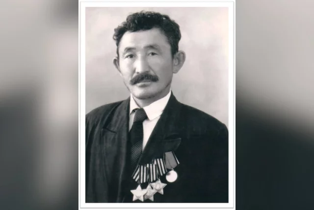 Участник Великой Отечественной войны, полный кавалер орденов Славы Семён Батагаев из Ольхонского района в этом году отметил бы своё 110-летие.