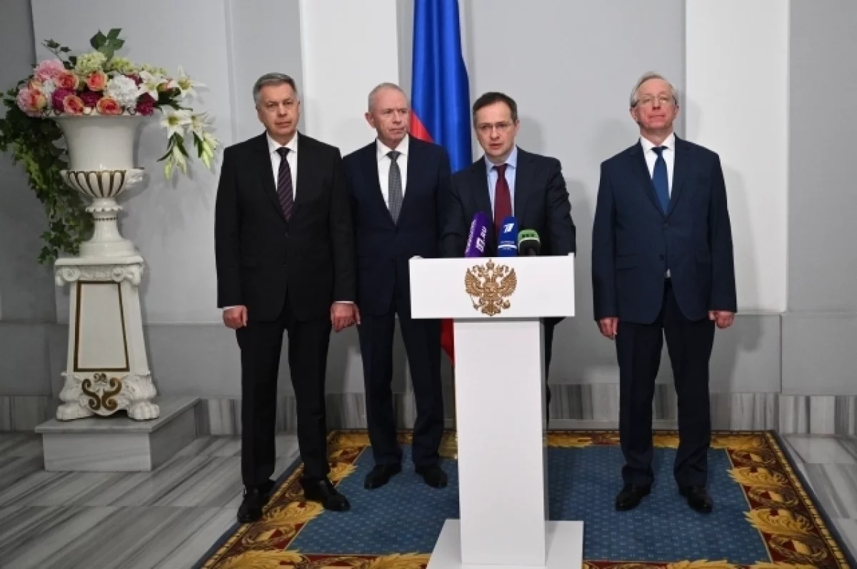 Российская делегация будет ждать украинских переговорщиков утром 16 мая