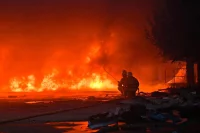 В прочих районах под раздачу попали цеха по производству и сборке БПЛА, железнодорожная инфраструктура и авиабазы.