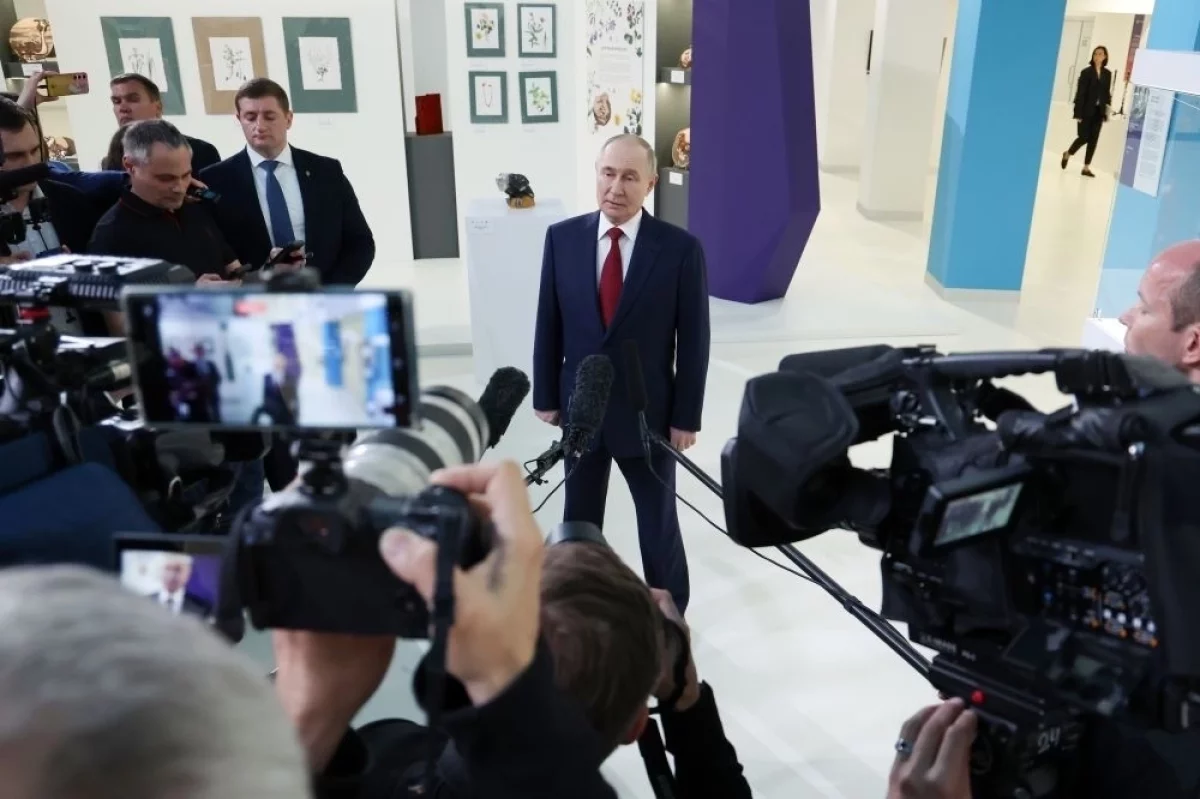 Звонок на два часа. Путин заявил о подготовке мирного договора с Украиной