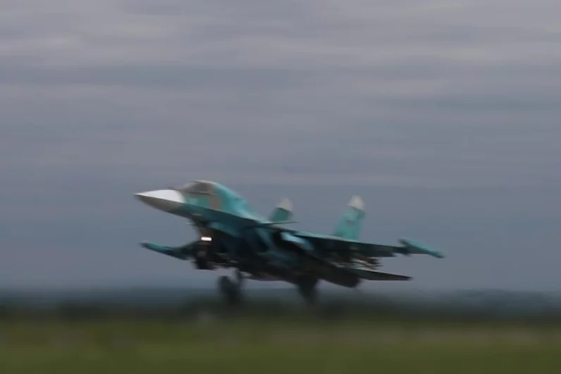 Су-34 уничтожил пункт временной дислокации ВСУ в зоне группировки «Юг».