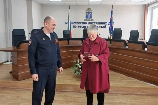 На днях Кристина получила вид на жительство в России.