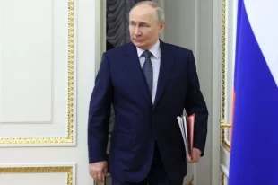 Владимир Путин подписал перечень поручений, направленных на развитие Арктической зоны РФ.