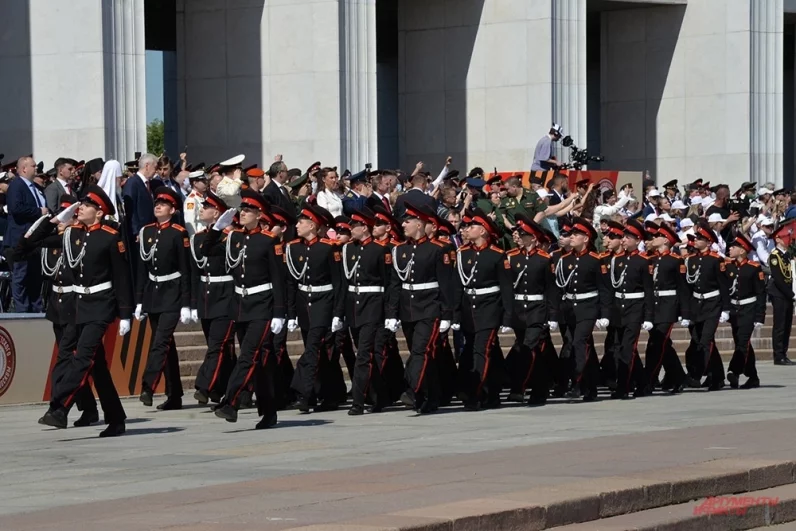 Ежегодный парад кадетского движения «Не прервется связь поколений».