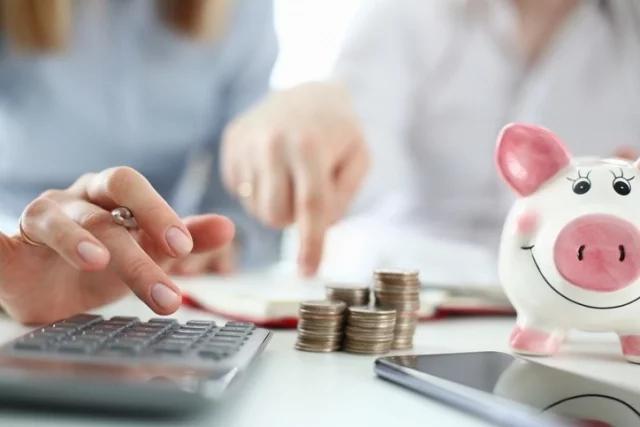 На что щука, если карман не страдает? Заглянем в холодильник продавца