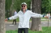 Многие танцевали прямо на тротуарах.