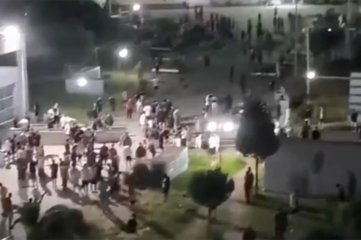 Рано утром 3 июня, в 02:17 по местному времени, сильное землетрясение магнитудой 5,7 произошло у юго-западного побережья Турции.