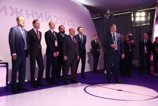 Премьер-министр России Михаил Мишустин традиционно прибыл на пленарное заседание ЦИПР.
