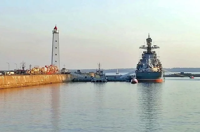 Кронштадт – колыбель Военно-морского флота России. 