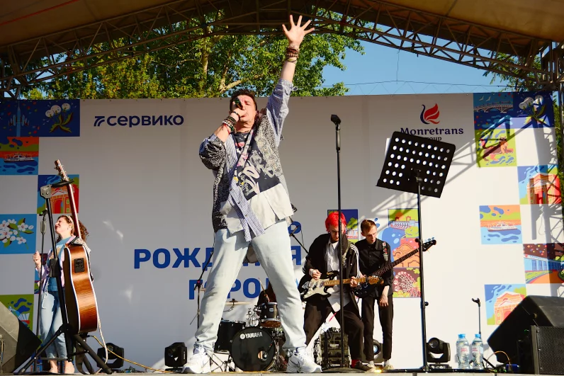 Группа из Иркутска «Середина земли» раздала рока.