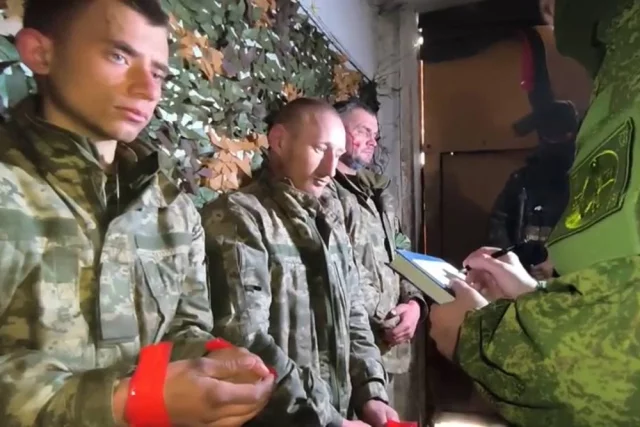 Боевики ВСУ, взятые в плен бойцами группировки «Север».
