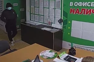 Момент нападения на офис.