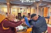 Представители этих сел сделали подношение священнослужителям.
