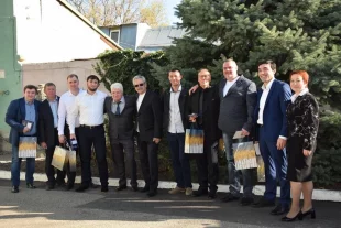 Лучших медработников регулярно чествуют.