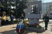 Выбор места не случаен, так как сквер Воинской доблести в целом выражает благодарность землякам-защитникам родины.