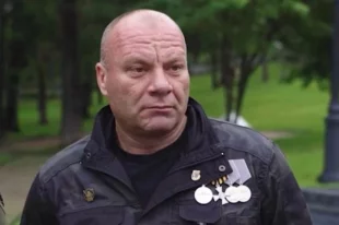 Олег Потылицын — профессиональный военный, за плечами которого три десятилетия службы.