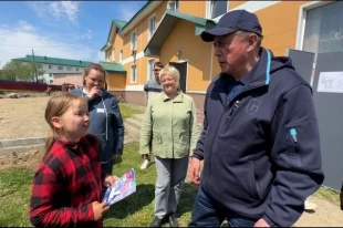 Встречи в смирныховских дворах.