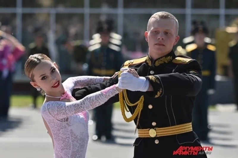 Пары смотрятся идеально.