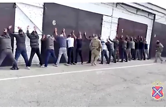 Всем задержанным предстоит пройти тщательную проверку.