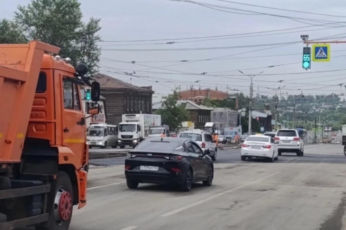 В Барнауле раньше срока восстановили движение по проспекту Красноармейскому