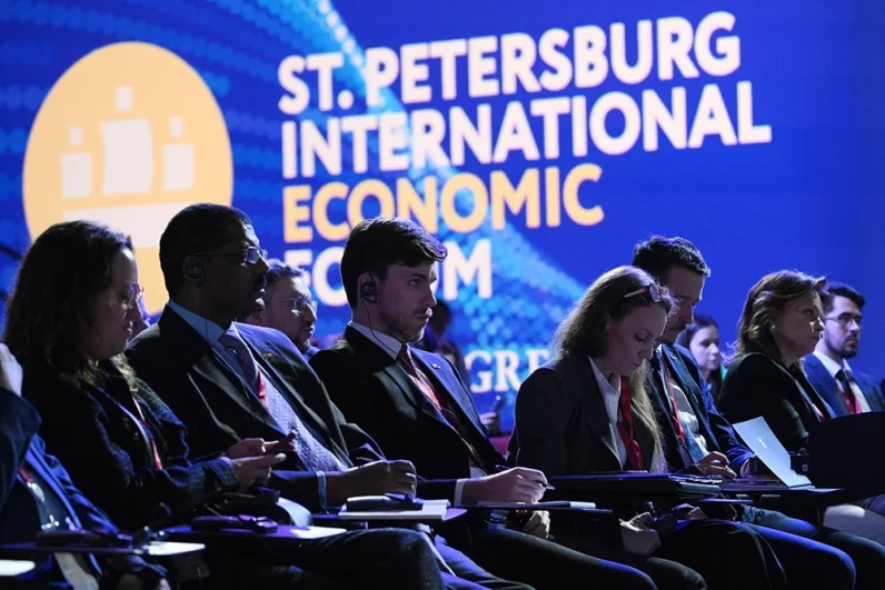 Форум ПМЭФ 2025 в Санкт-Петербурге.